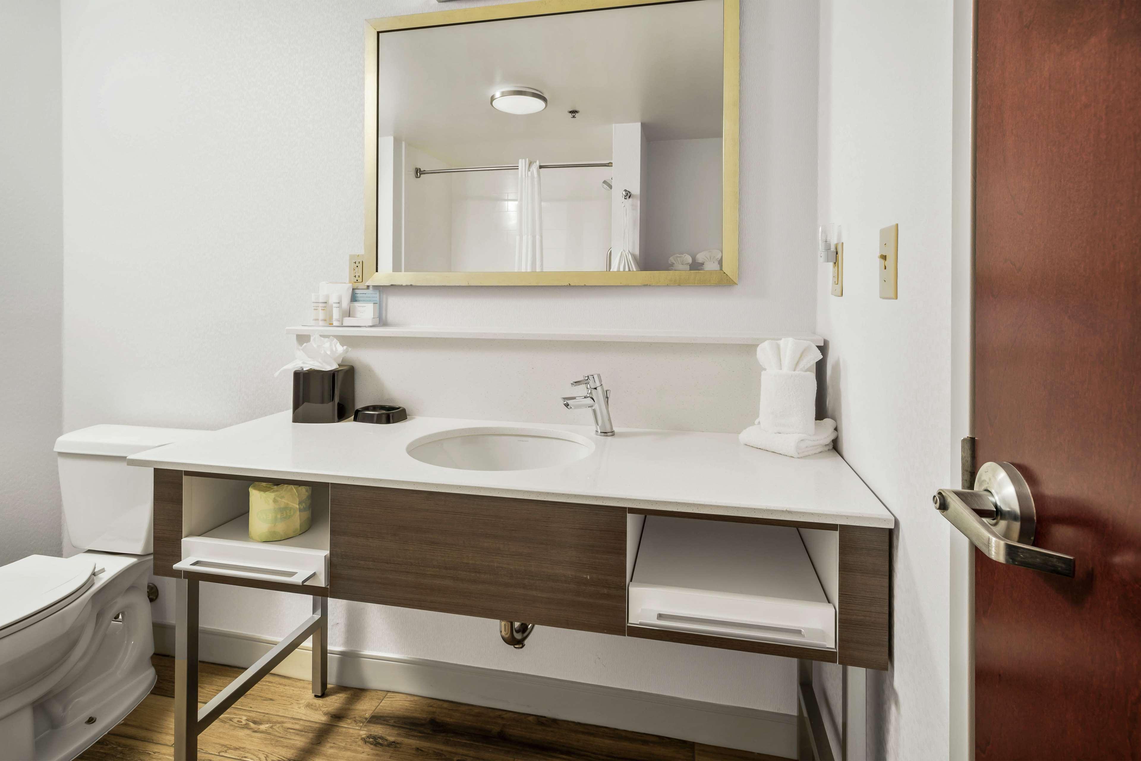 Hampton Inn Wilson Downtown Extérieur photo
